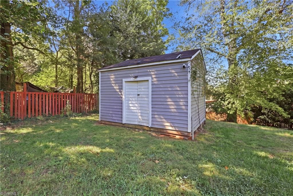 Stick/Site Built at 4798 Pfaff Lane, Pfafftown NC 27040, photo 39 of 47