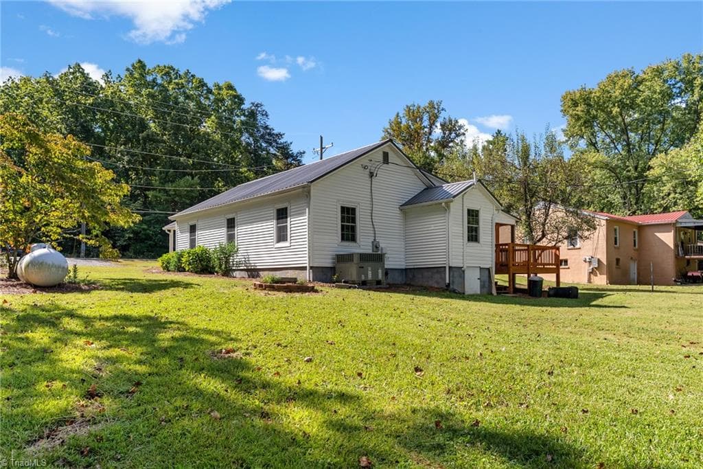 Stick/Site Built at 2084 Thurmond Road, Thurmond NC 28683, photo 24 of 36