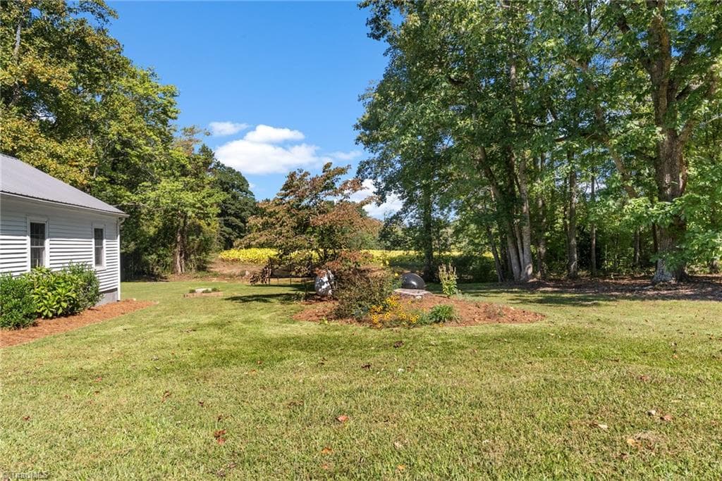 Stick/Site Built at 2084 Thurmond Road, Thurmond NC 28683, photo 25 of 36