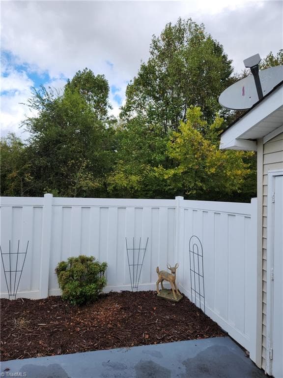 Stick/Site Built at 716 Wynbrook Square Lane, Winston-Salem NC 27103, Winston-Salem, photo 27 of 33