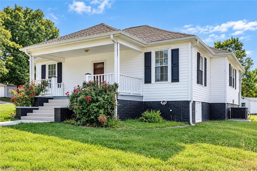 Stick/Site Built at 728 Osborne Street, Eden NC 27288, Eden, photo 21 of 30