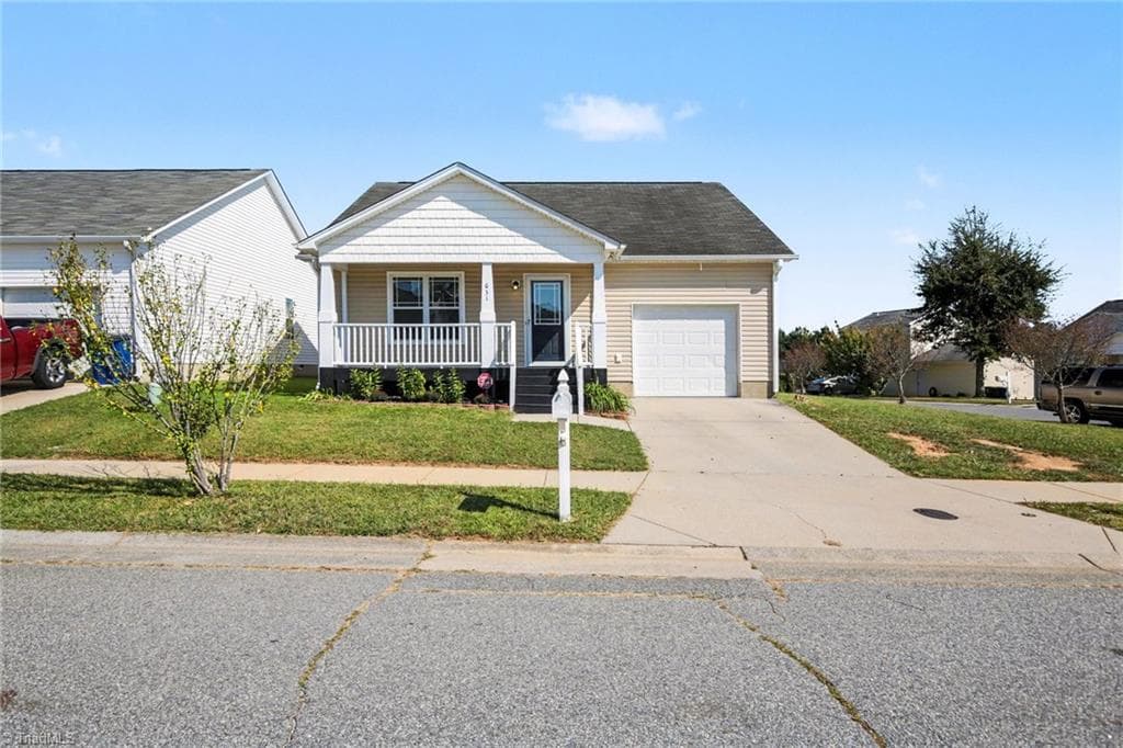 Stick/Site Built at 631 Denny Drive, Winston-Salem NC 27107, photo 2 of 22