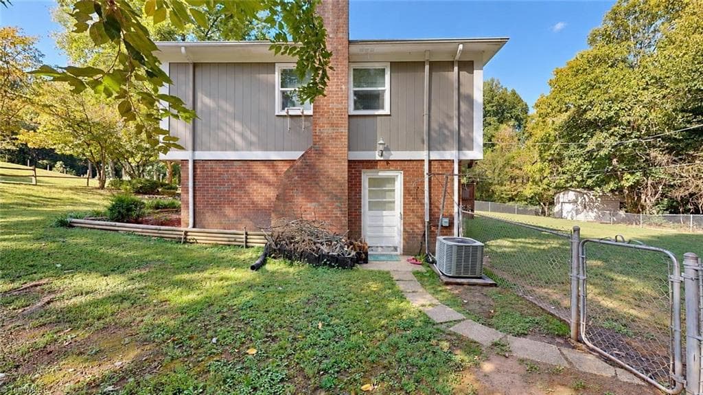 Stick/Site Built at 1823 Bantry Trail, Kernersville NC 27284, Kernersville, photo 93 of 100