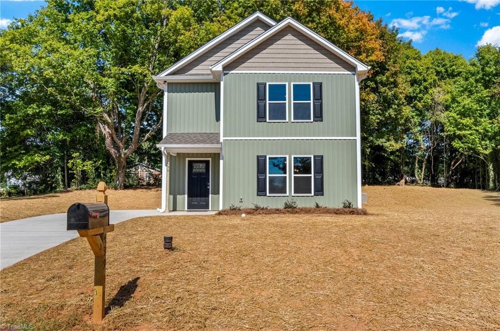 445 Buick Street, Winston-Salem NC 27101