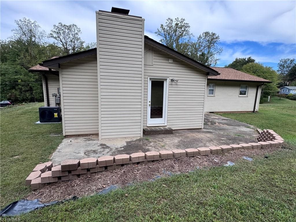 Stick/Site Built at 305 Kingston Drive, King NC 27021, King, photo 67 of 68