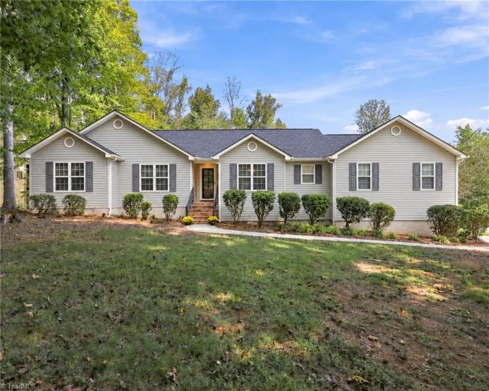 7500 Bartonshire Court, Oak Ridge NC 27310