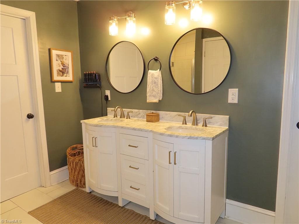 Stick/Site Built at 202 Oak Hill Drive, Mount Airy NC 27030, photo 5 of 14