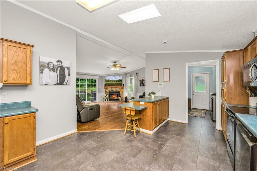 Kitchen - 238A Pilgrim Ridge Road, Wilkesboro NC 28697, Wilkesboro