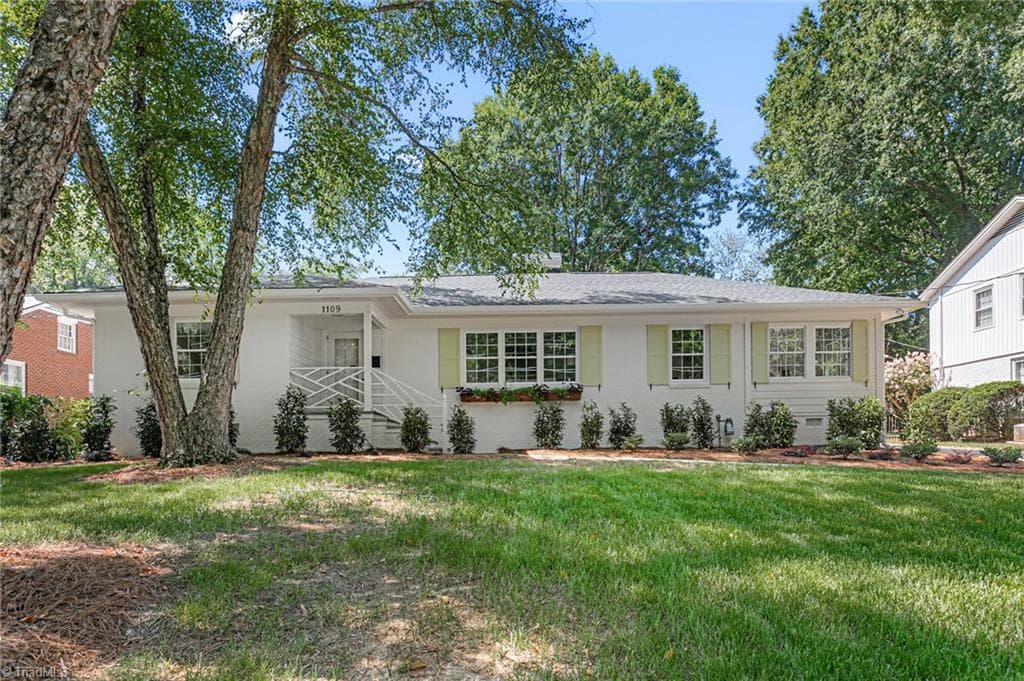 Stick/Site Built at 1109 Buckingham Road, Greensboro NC 27408, Greensboro, photo 2 of 42