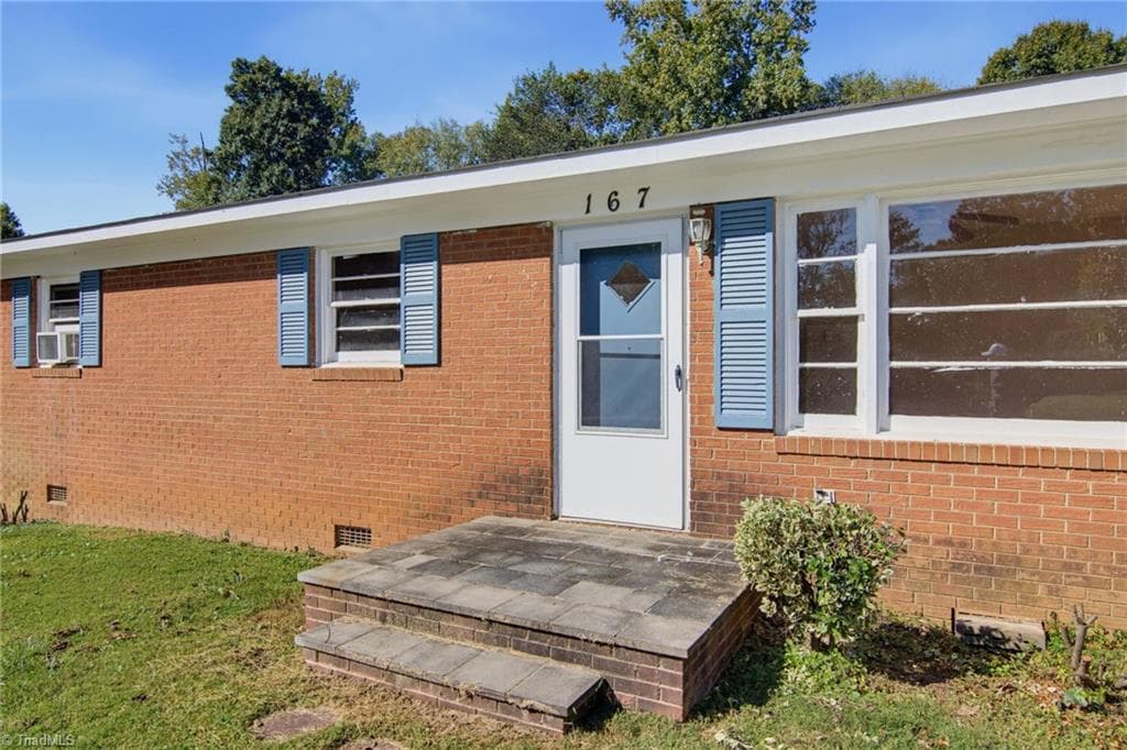 Stick/Site Built at 167 Brook Drive, Mocksville NC 27028, Mocksville, photo 7 of 60