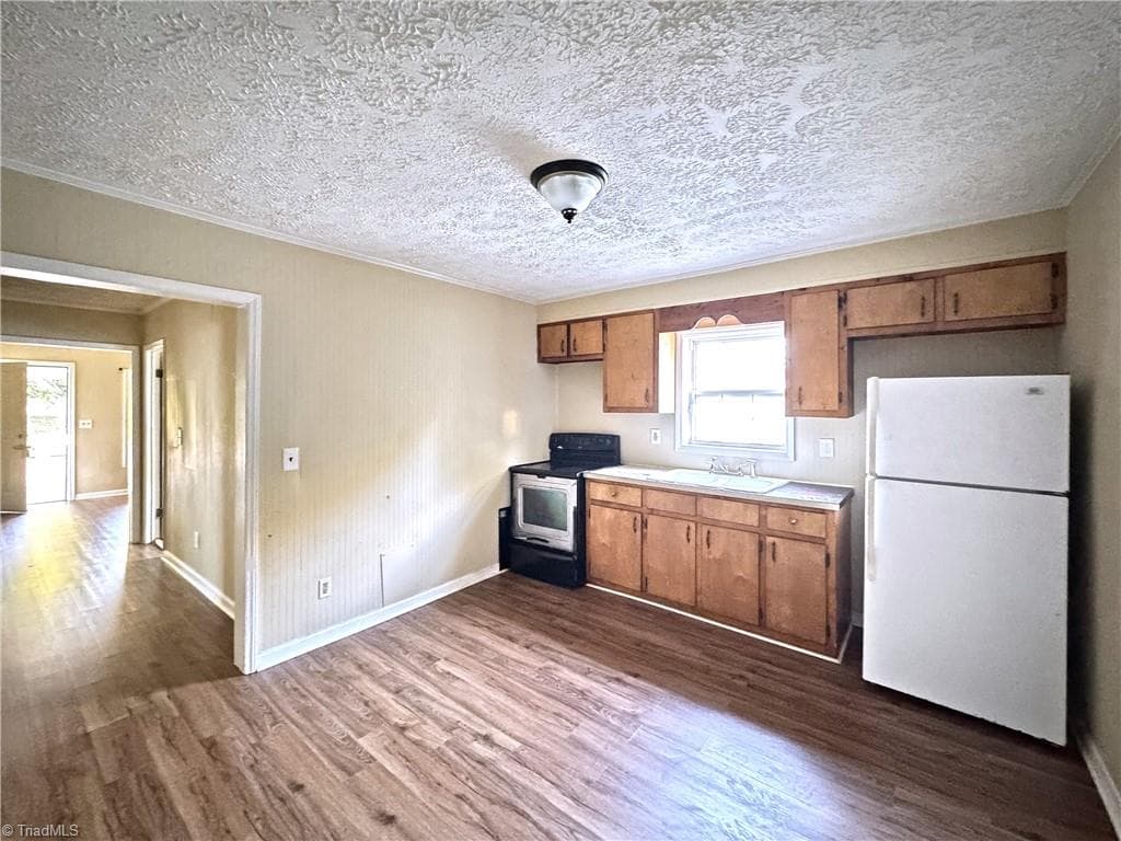 Stick/Site Built at 1134 24th Street NE, Winston-Salem NC 27105, Winston-Salem, photo 11 of 52