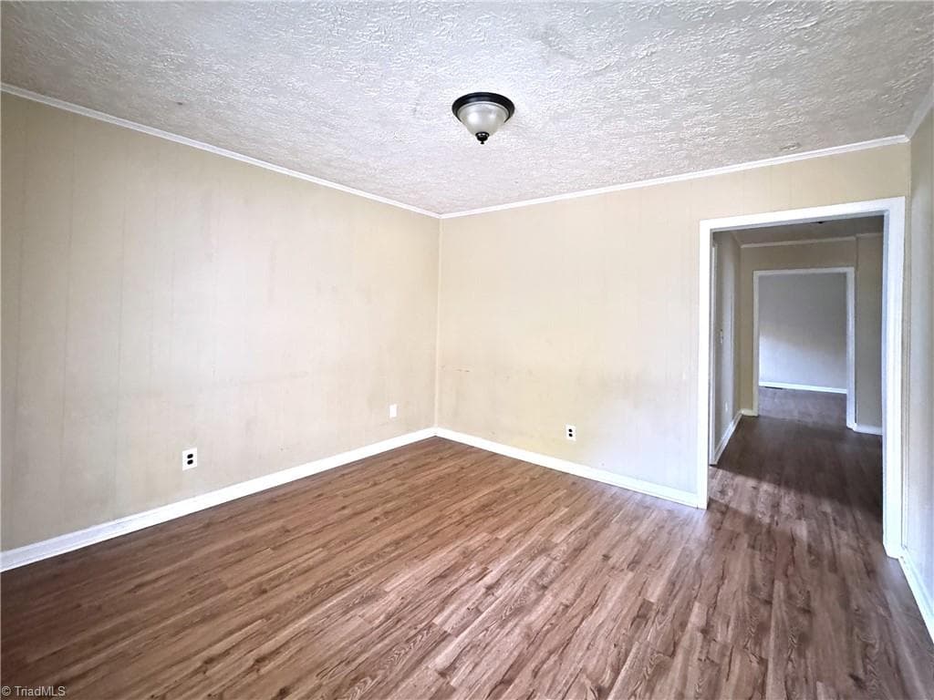 Stick/Site Built at 1134 24th Street NE, Winston-Salem NC 27105, Winston-Salem, photo 5 of 52