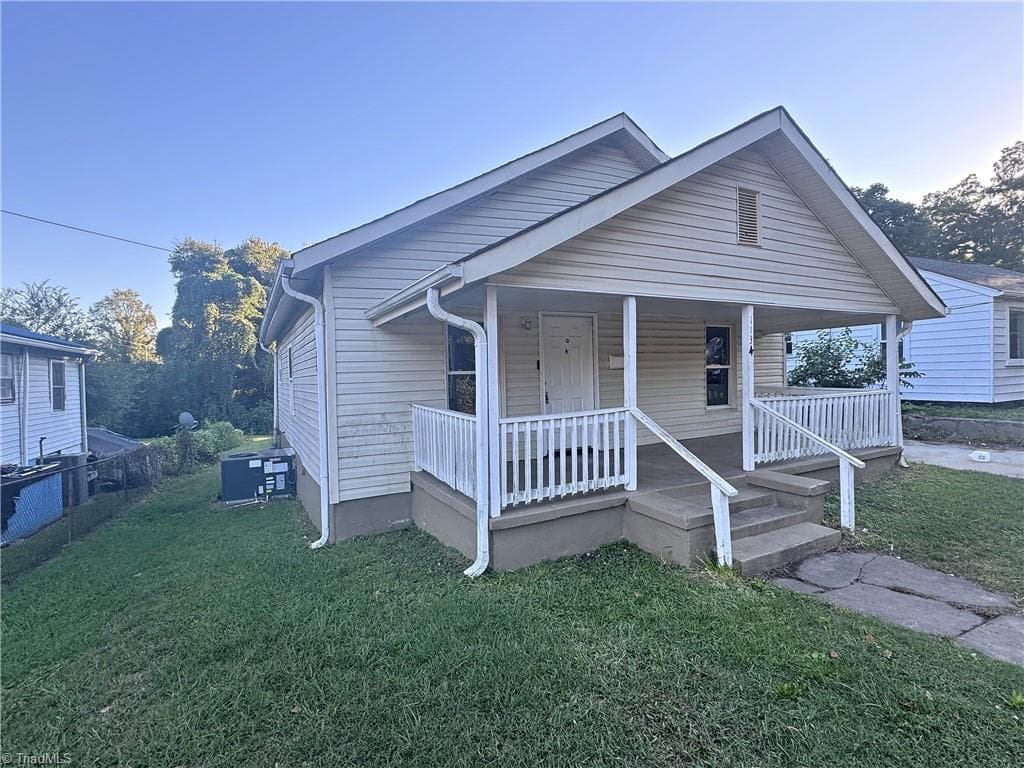 1134 24th Street NE, Winston-Salem NC 27105