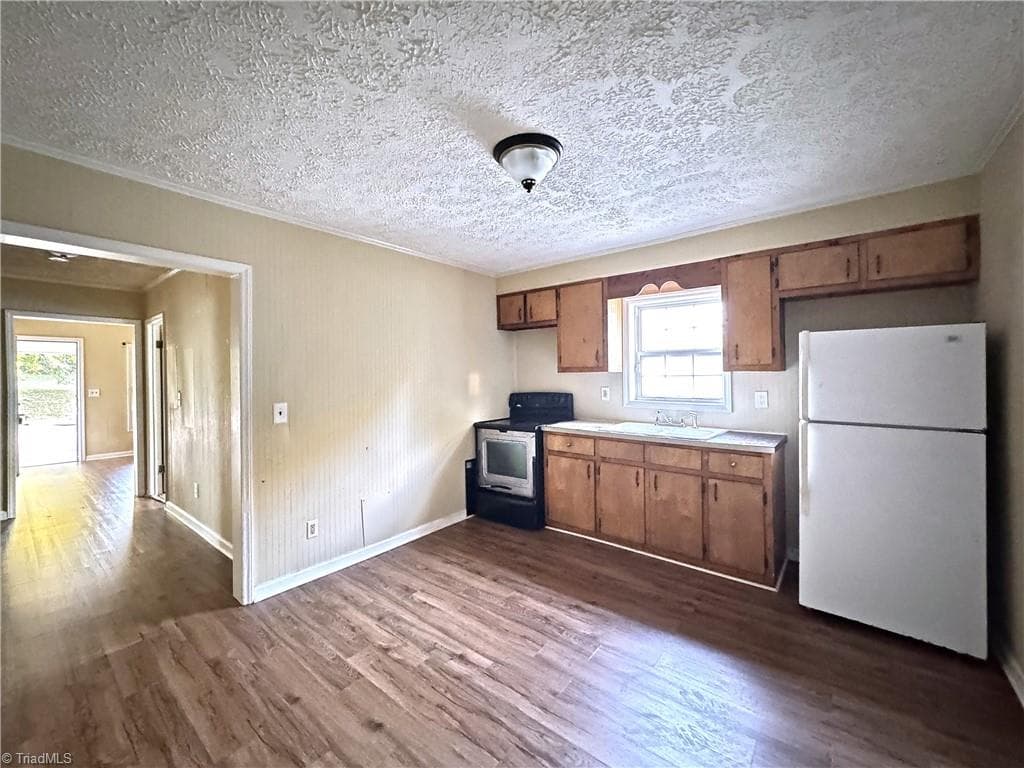 Stick/Site Built at 1134 24th Street NE, Winston-Salem NC 27105, Winston-Salem, photo 9 of 52