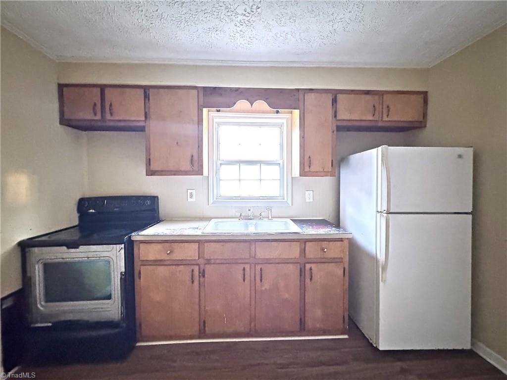 Stick/Site Built at 1134 24th Street NE, Winston-Salem NC 27105, Winston-Salem, photo 17 of 52