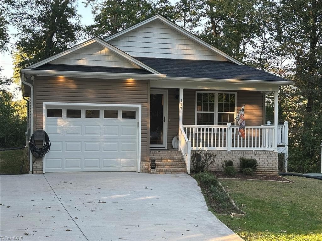 177 Pinehaven Drive, New London NC 28127