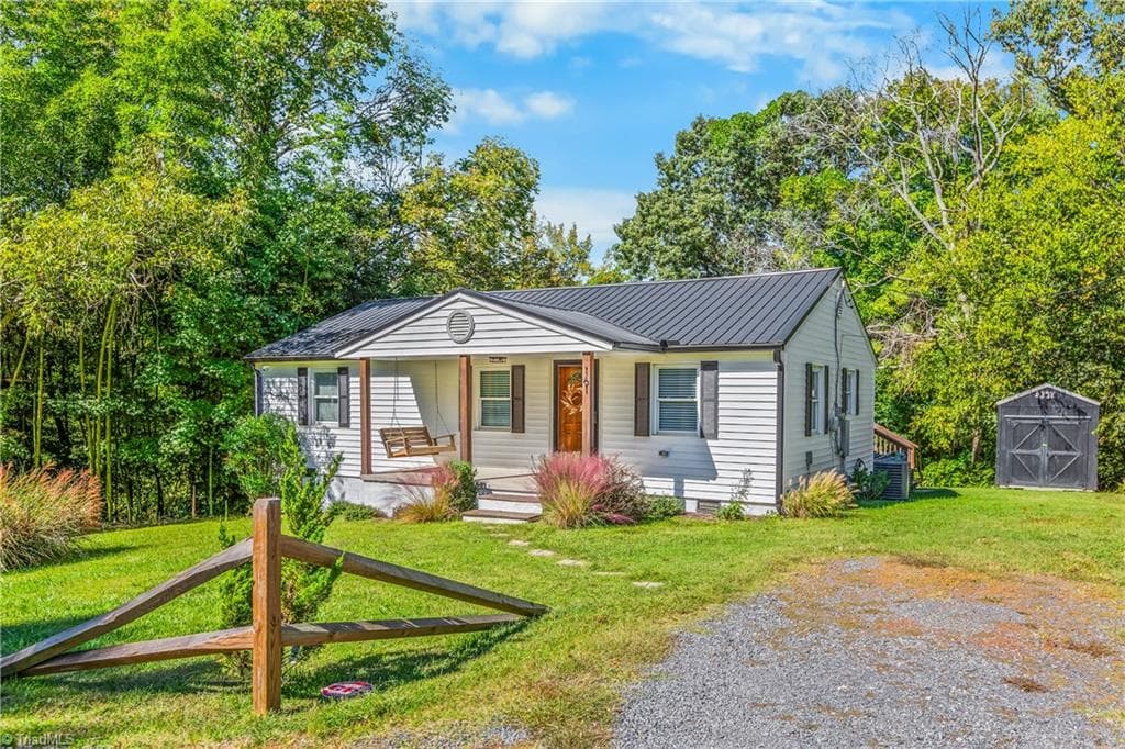 161 Holman Street, Mocksville NC 27028