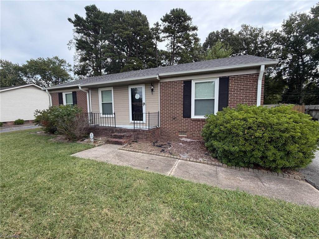 Stick/Site Built at 4207 Olympia Drive, Greensboro NC 27406, Greensboro, photo 3 of 76
