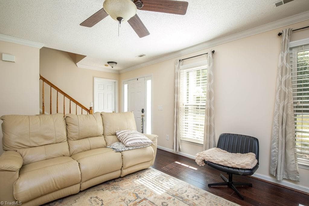Stick/Site Built at 2519 White Fence Way, High Point NC 27265, High Point, photo 5 of 40