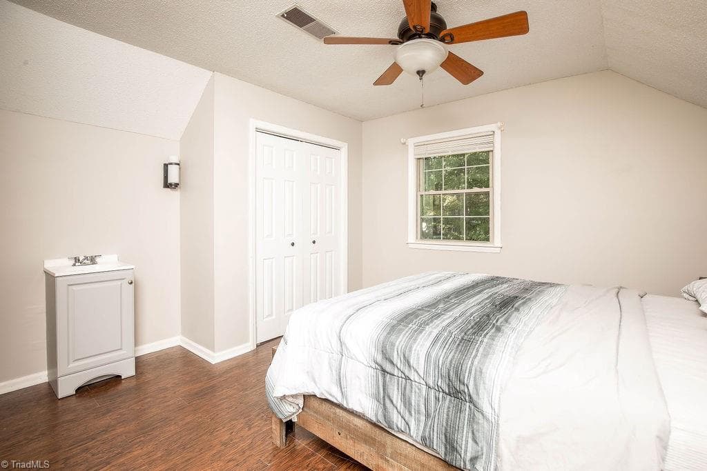 Stick/Site Built at 27 Hickory Trail, Thomasville NC 27360, Thomasville, photo 11 of 20