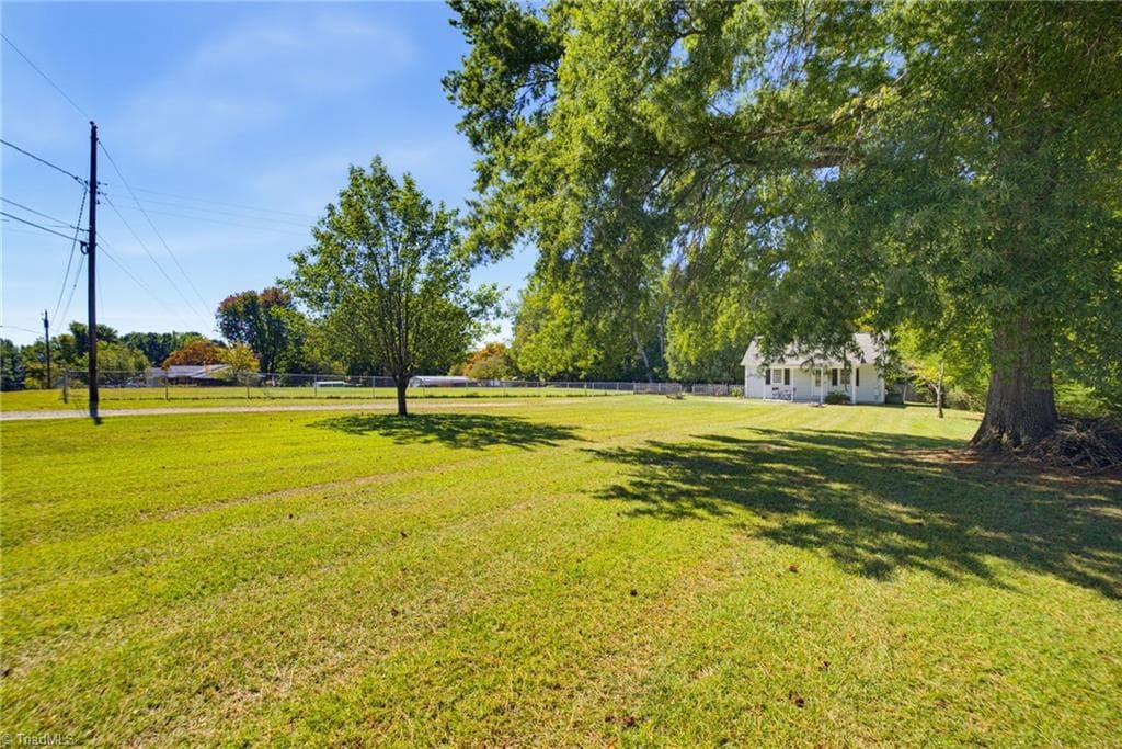 Stick/Site Built at 914 Phineas Drive, Kernersville NC 27284, Kernersville, photo 5 of 58