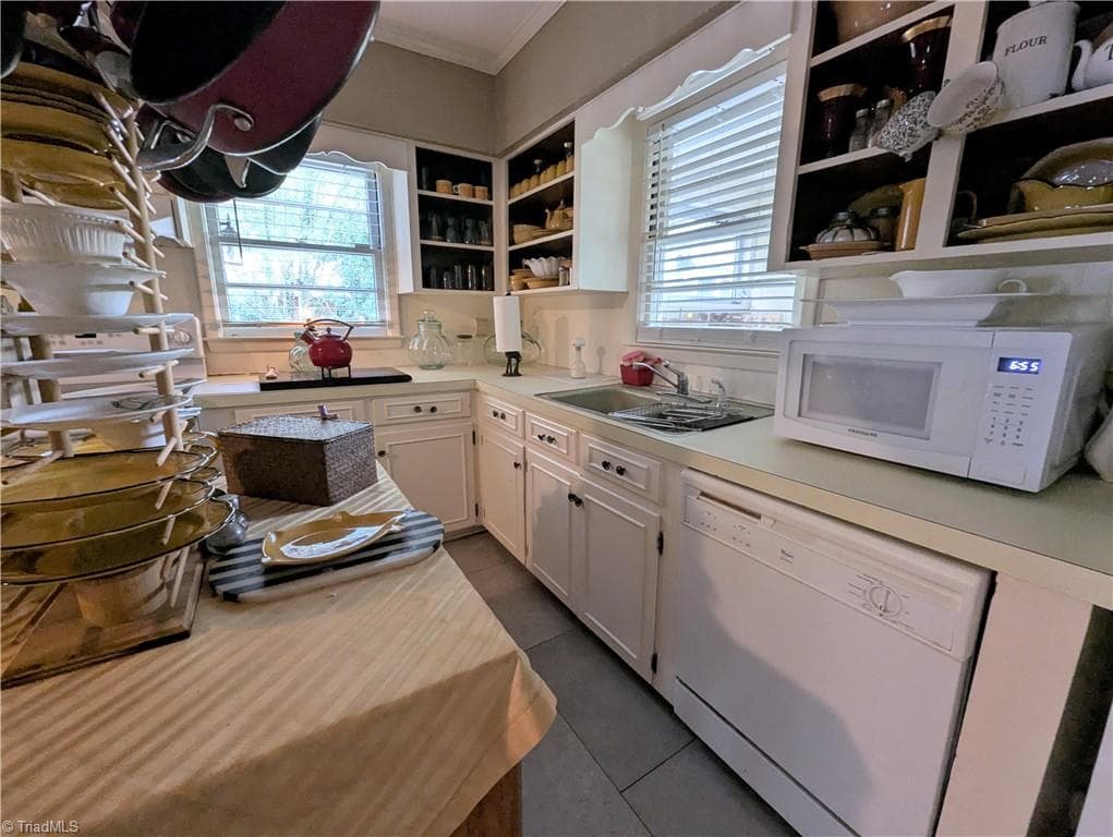 Stick/Site Built at 113 Circle Drive, Thomasville NC 27360, Thomasville, photo 11 of 66