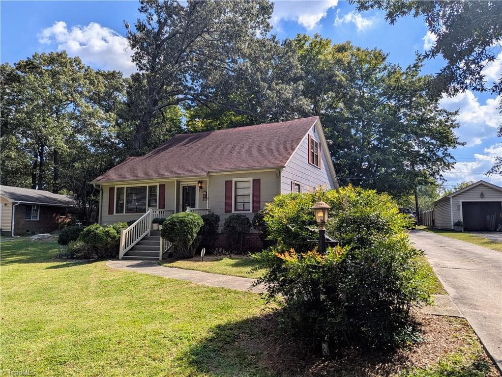 Stick/Site Built at 113 Circle Drive, Thomasville NC 27360, Thomasville, photo 5 of 66