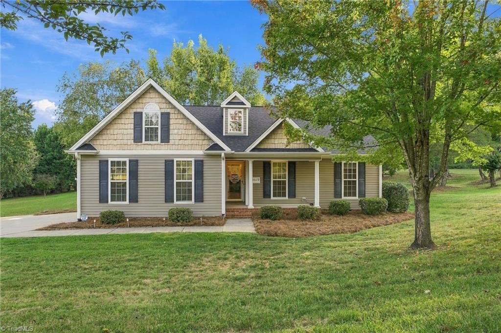 Stick/Site Built at 8639 Circle Drive, Rural Hall NC 27045, Rural Hall, photo 34 of 41