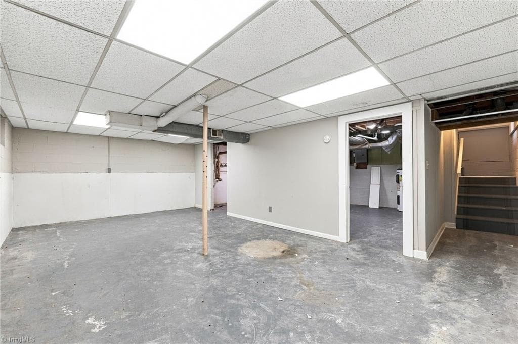 Stick/Site Built at 2502 Fairway Drive, Greensboro NC 27408, Greensboro, photo 59 of 78