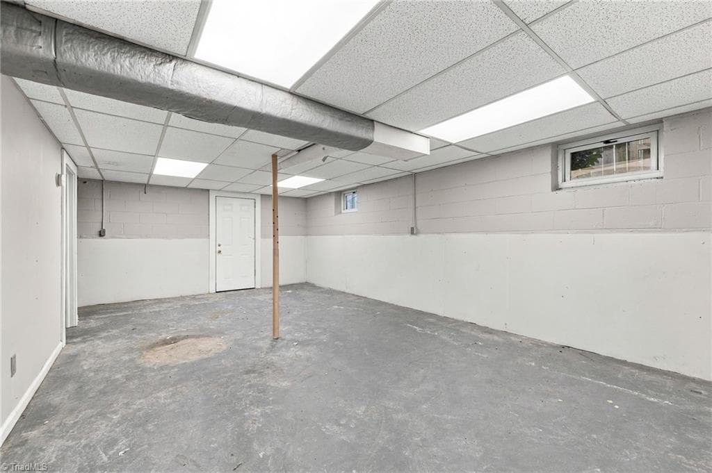 Stick/Site Built at 2502 Fairway Drive, Greensboro NC 27408, Greensboro, photo 65 of 78