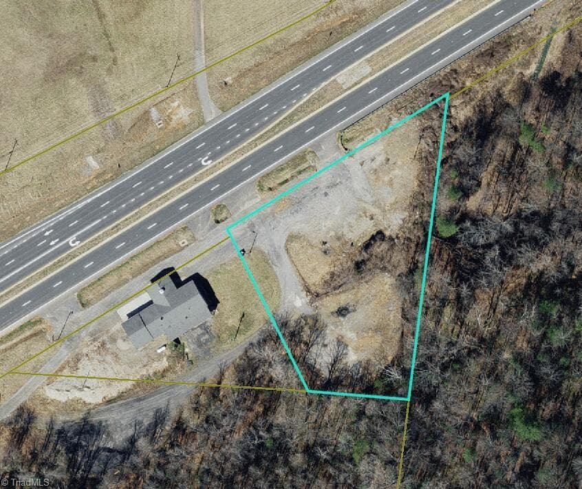 Commercial at 2398 Elkin Highway 268, North Wilkesboro NC 28659, photo 2 of 6