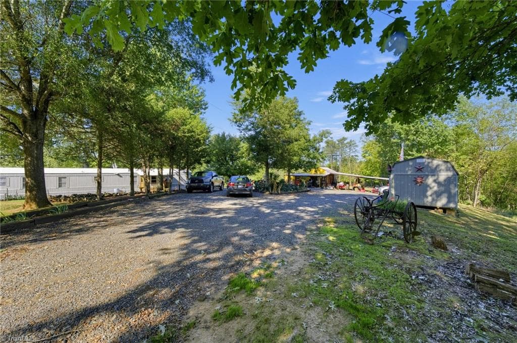 Manufactured Home at 1158 Rockingham Lake Road, Reidsville NC 27320, Reidsville, photo 47 of 58