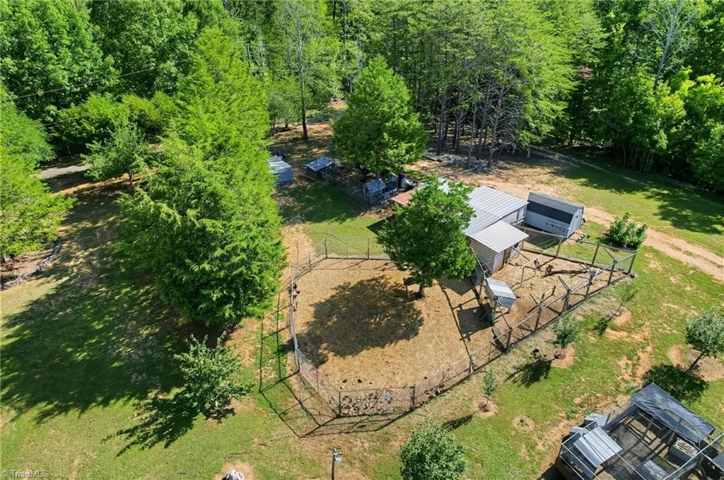 Manufactured Home at 1158 Rockingham Lake Road, Reidsville NC 27320, Reidsville, photo 37 of 58