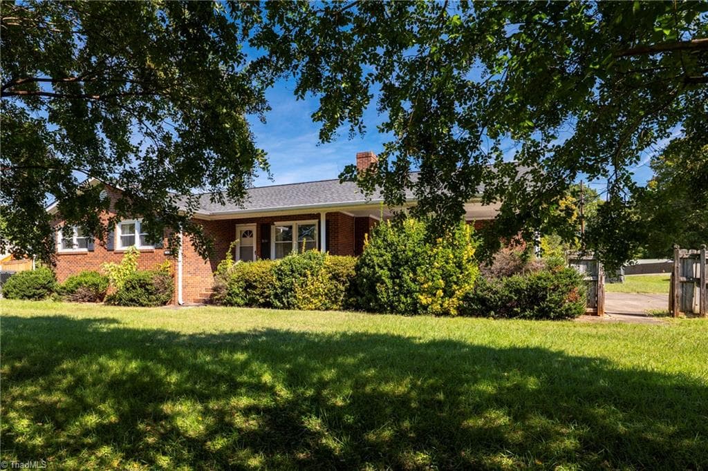 Stick/Site Built at 5131 Old Rural Hall Road, Winston-Salem NC 27105, Winston-Salem, photo 5 of 60