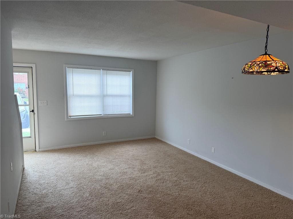 Stick/Site Built at 1300 Larchmont Place # 202, Salisbury NC 28144, Salisbury, photo 5 of 12
