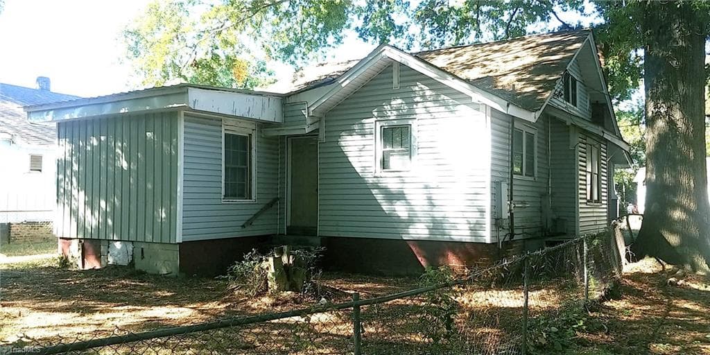 Stick/Site Built at 521 Amos Street, High Point NC 27260, High Point, photo 5 of 24