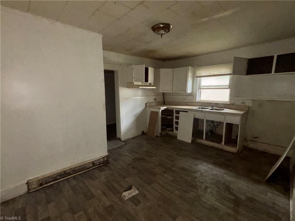 Stick/Site Built at 1711 Edmondson Place, High Point NC 27260, High Point, photo 23 of 26
