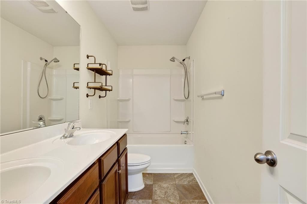 Full bath upstairs - 1631 Haddington Point Drive, Kernersville NC 27284, Kernersville