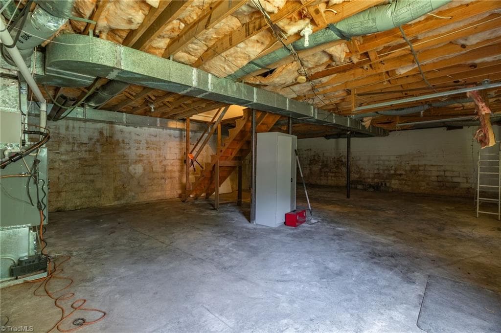 Stick/Site Built at 1209 Shalimar Drive, High Point NC 27262, High Point, photo 85 of 100