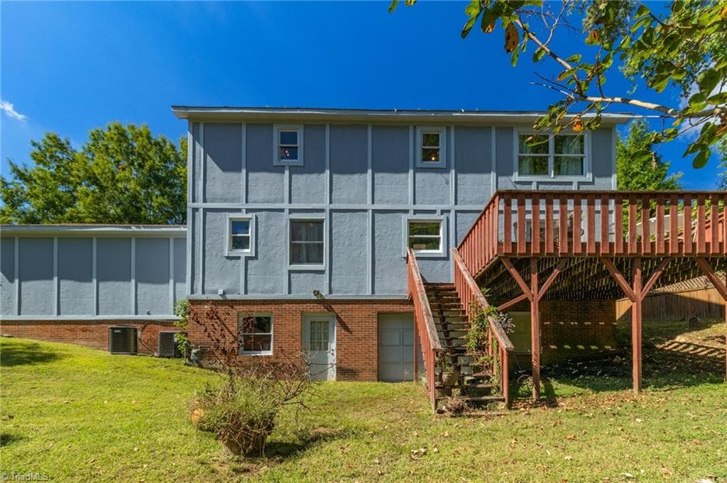 Stick/Site Built at 1209 Shalimar Drive, High Point NC 27262, High Point, photo 7 of 100