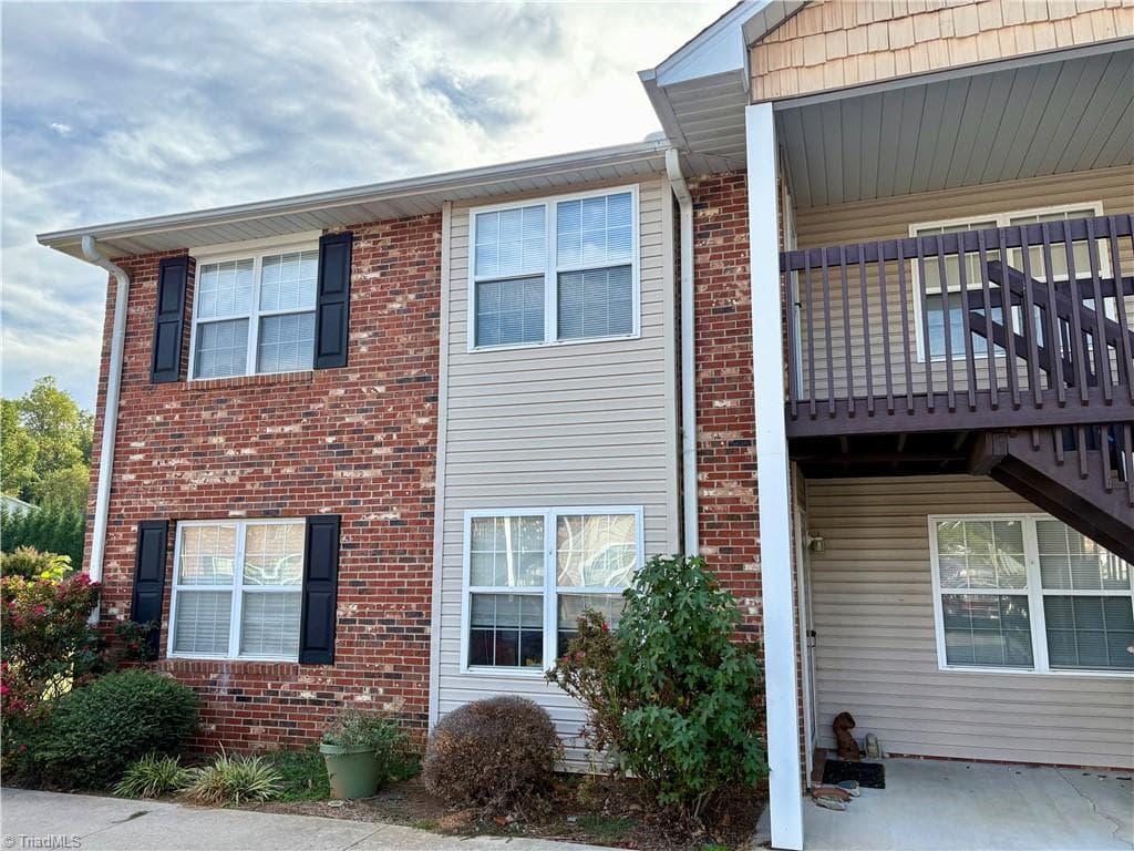 Stick/Site Built at 1218 Westbrook Court, Archdale NC 27263, Archdale, photo 3 of 40