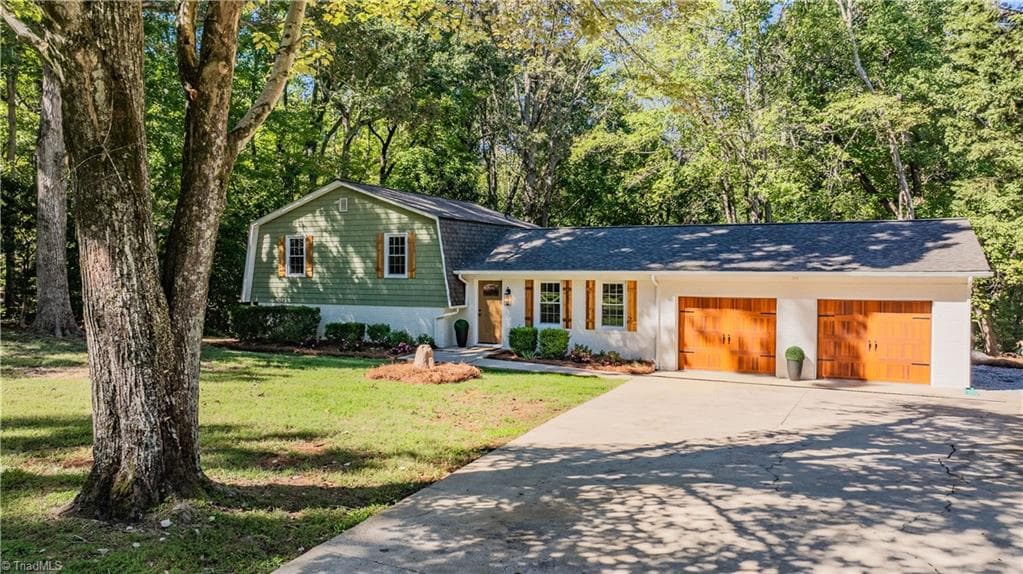 Stick/Site Built at 544 Eastwood Drive, Asheboro NC 27205, Asheboro, photo 3 of 92