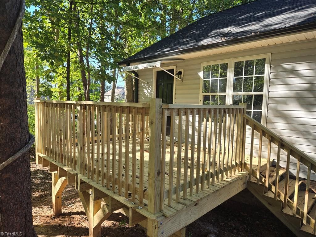 Stick/Site Built at 627 Kenneth Road, Greensboro NC 27455, photo 6 of 24