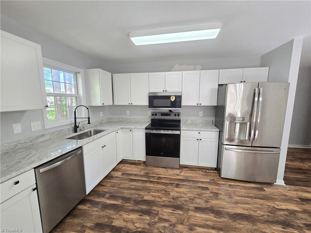Stick/Site Built at 627 Kenneth Road, Greensboro NC 27455, photo 20 of 24