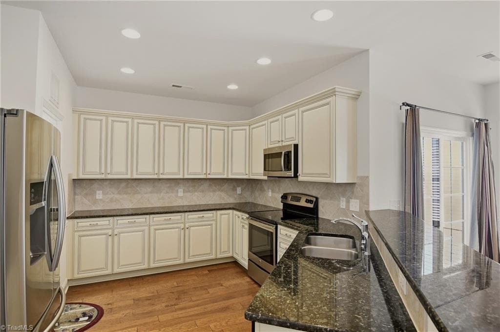 Stick/Site Built at 5795 Knoll Court, Lewisville NC 27023, Lewisville, photo 12 of 32