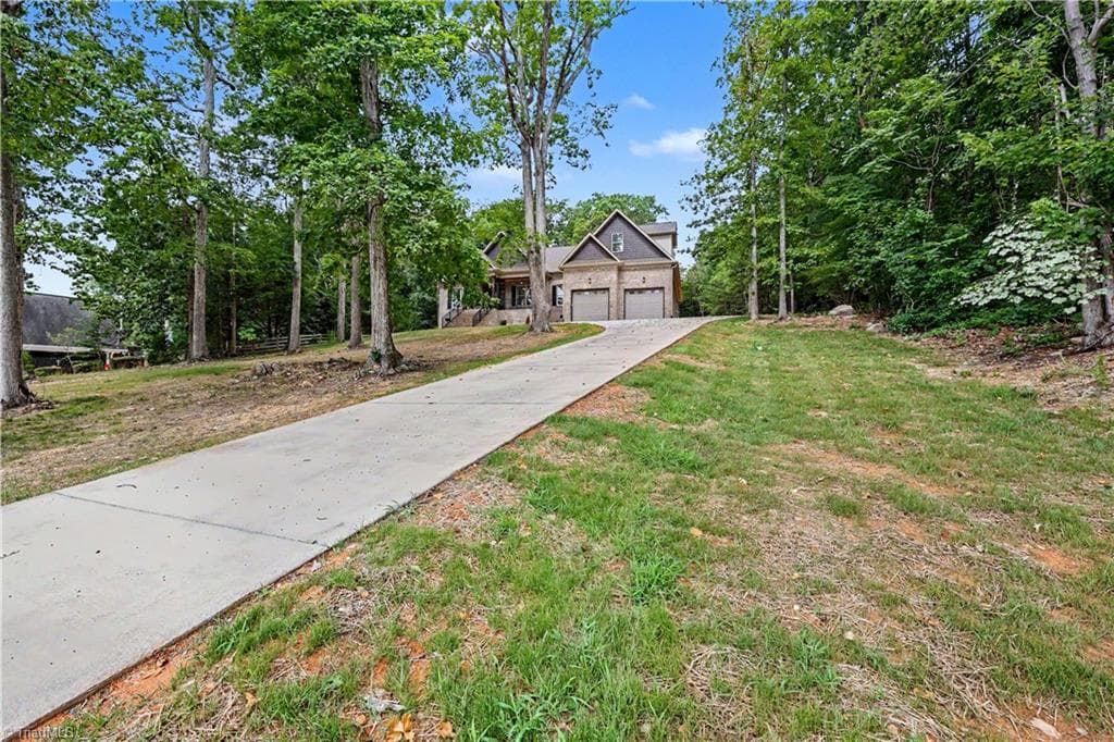Stick/Site Built at 460 SYKES FARM Road, Asheboro NC 27203, photo 28 of 37
