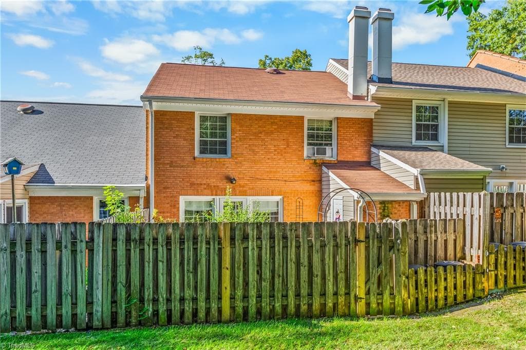 Stick/Site Built at 2701 Saint Johns Place, Winston-Salem NC 27106, Winston-Salem, photo 45 of 52