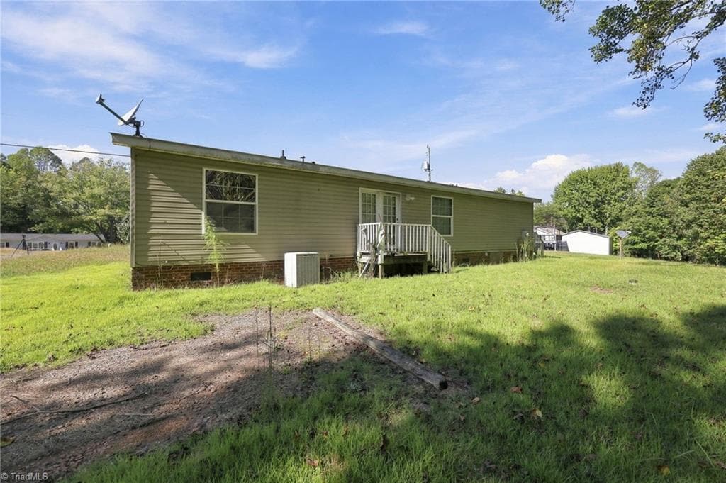 Manufactured Home at 415 Talley Road, Reidsville NC 27320, Reidsville, photo 45 of 62