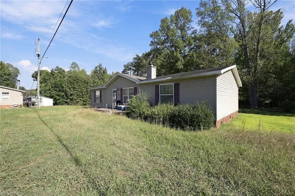 Another front view showing the home. - 415 Talley Road, Reidsville NC 27320, Reidsville