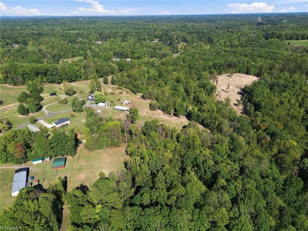 Manufactured Home at 415 Talley Road, Reidsville NC 27320, Reidsville, photo 61 of 62